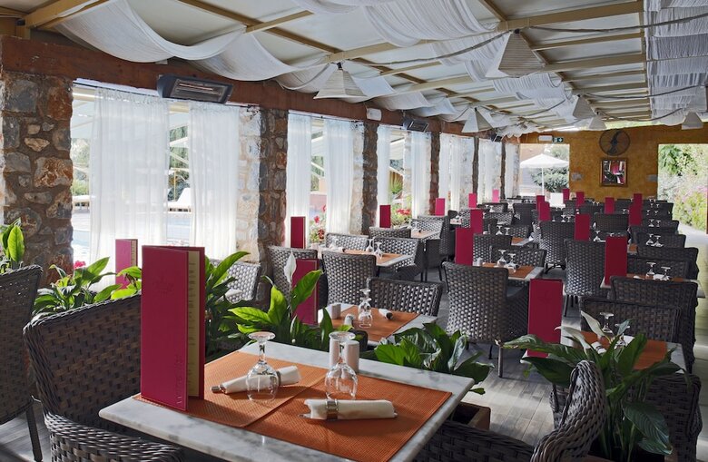 Orpheas Resort Hotel (Adults Only)