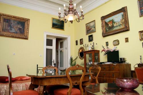 Budapest Tourist Apartments - J�zsef K�r�t