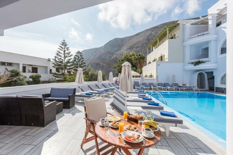Hotel Blue Waves Suites & Apartments