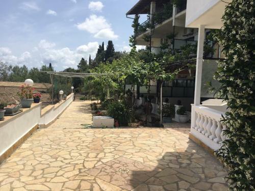 Aparthotel Andromaches Holiday Apartments