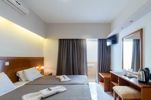 Hiona Holiday Hotel
