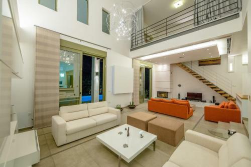 Filerimos Oasis Villa