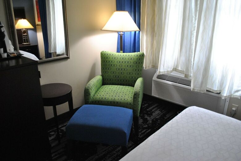 Hotel Holiday Inn Express Owego