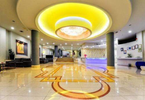 Cosmopolitan Hotel