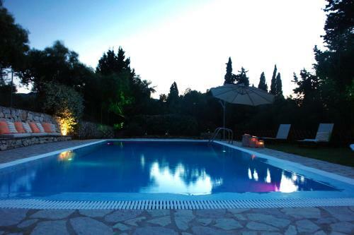 Ammoudi Harmony Villa