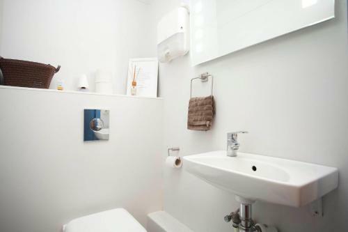 Hostal Thor Guesthouse - Skolavordustigur