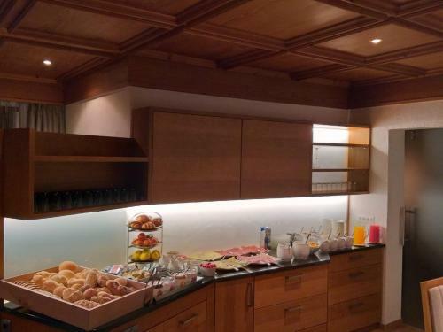Hostal Garni P�hl