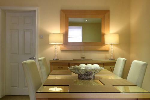 Silversprings City Centre Apartments