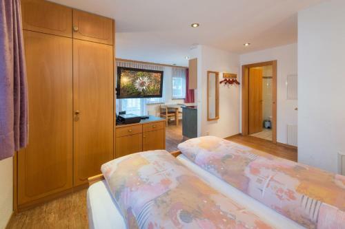 Helvetia Apartments
