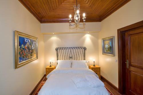 Kaucuk Hotel