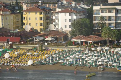 Golden Star Hotel