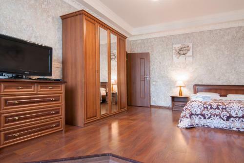 Home Hotel Apartments On Khreshchatyk Area
