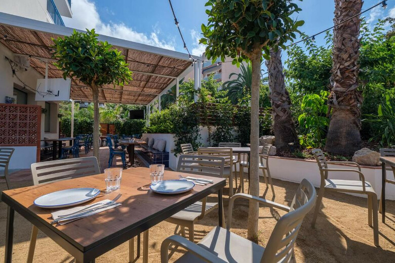 �ncora Salou La Siesta Apartments