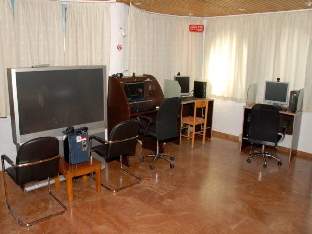 Nikos Hotel