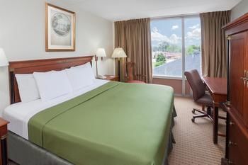 Hotel Howard Johnson Addison Ohare Airport