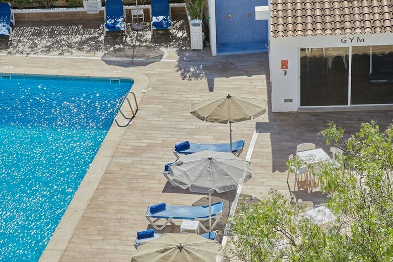 Hotel Joan Mir� Museum