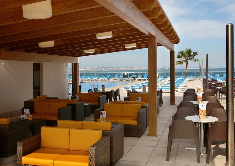 Hotel Golden Donaire Beach