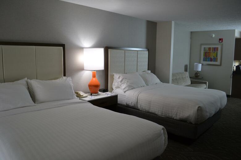 Holiday Inn Express Hotel & Suites Kent State University