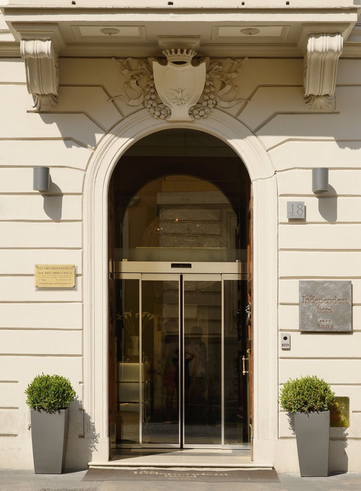 Hotel The Independent Suites