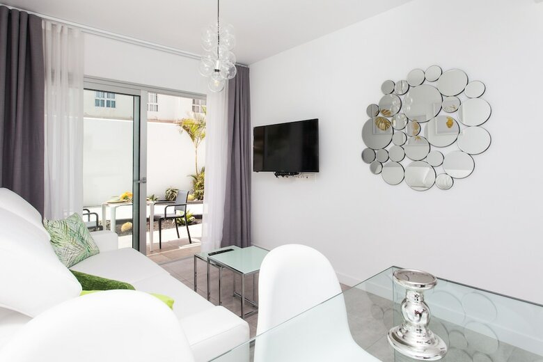 Bristol Sunset Beach