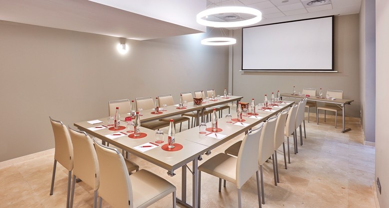 Hotel NH Collection Marseille