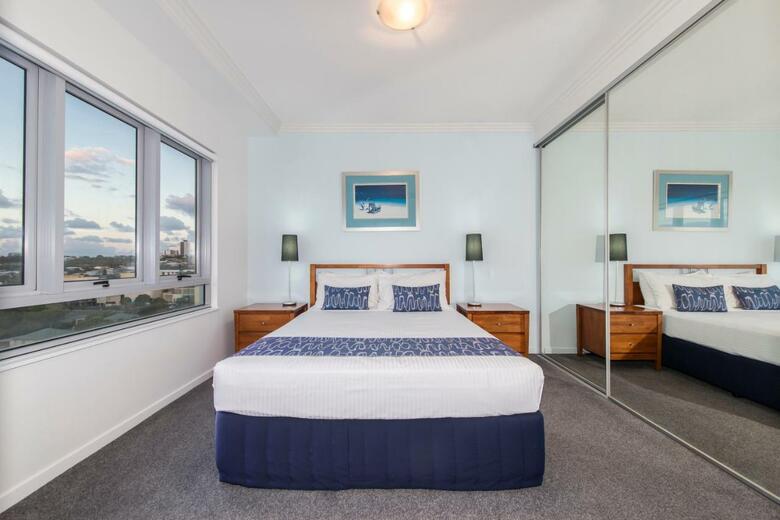Hotel Pumicestone Blue