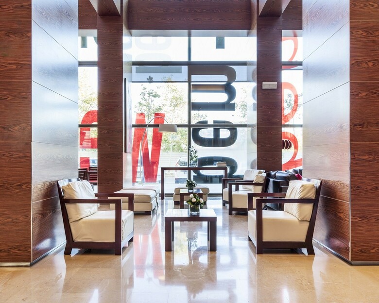 Hotel Ilunion Valencia 4