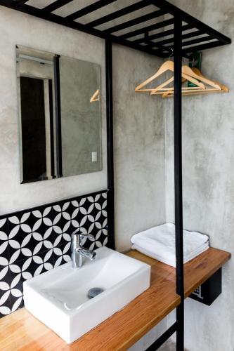 Urban Bacalar Hotel
