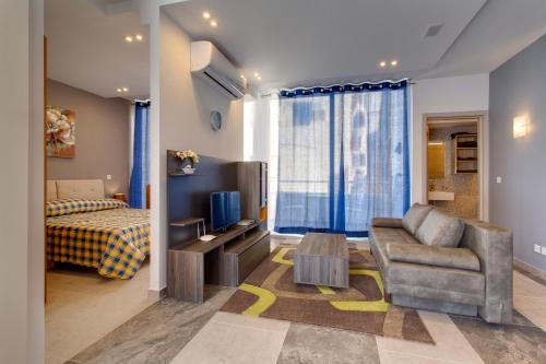 Chalet Apartments