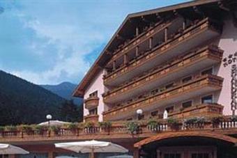 Hotel Shandranj