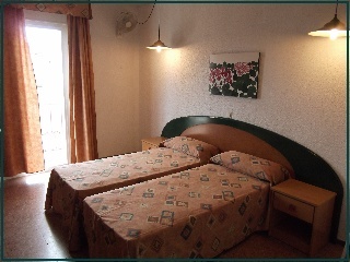 Hotel Mediterrani Express