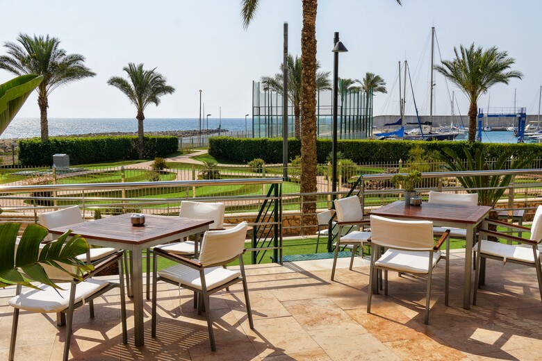 Hotel Senator �guilas