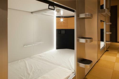 Kanazawa Capsule Hotel Musashimachi