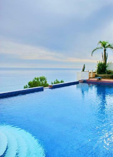Villa Aqua