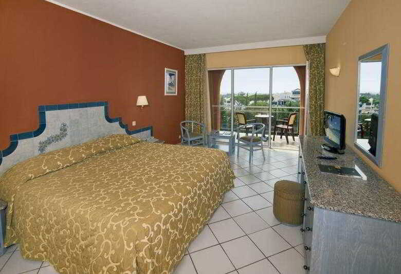 Hotel Falsia Slo Adultos