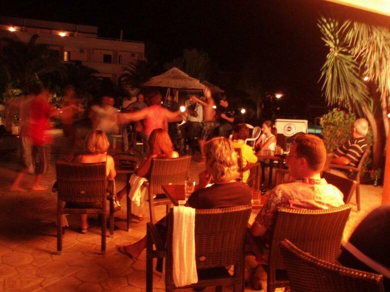 Hotel Roselands