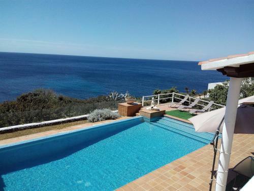 Chalet En Es Canutells Mah�n -casa Ana