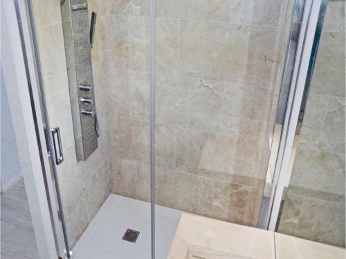 Three-bedroom Holiday Home In Galilea