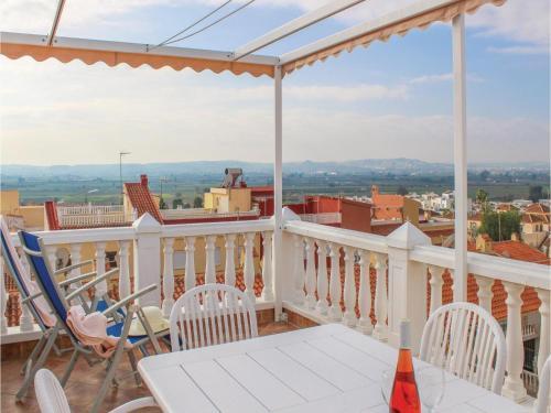 Two-bedroom Apartment In La Marina