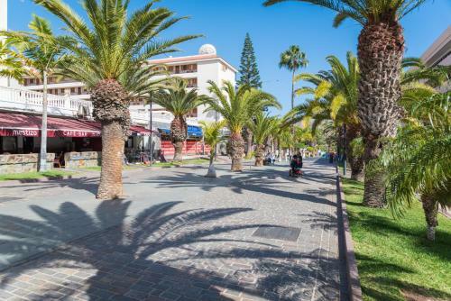 Modern Apartment Los Cristianos Center