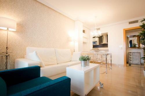 Apartamento Holidays2malaga Train Station Area