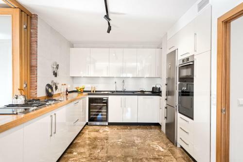 Two-bedroom Apartment Mary