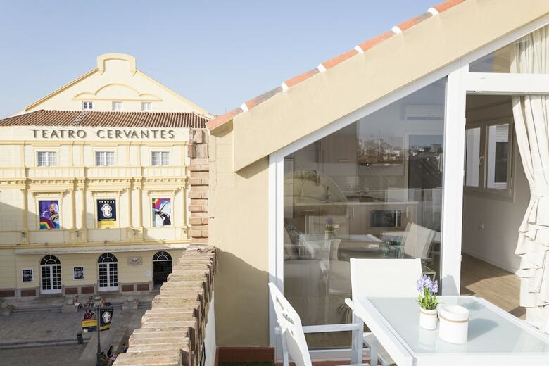 Apartamento Living4malaga Atico Cervantes