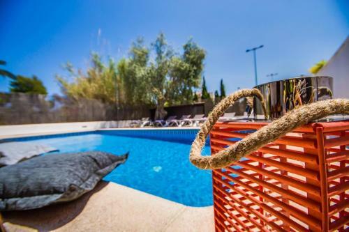 Playa de Muro Villa Sleeps 8 Pool Air Con Wifi