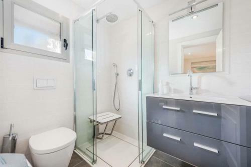 Sant Vicent de Sa Cala Villa Sleeps 8 Pool Air Con