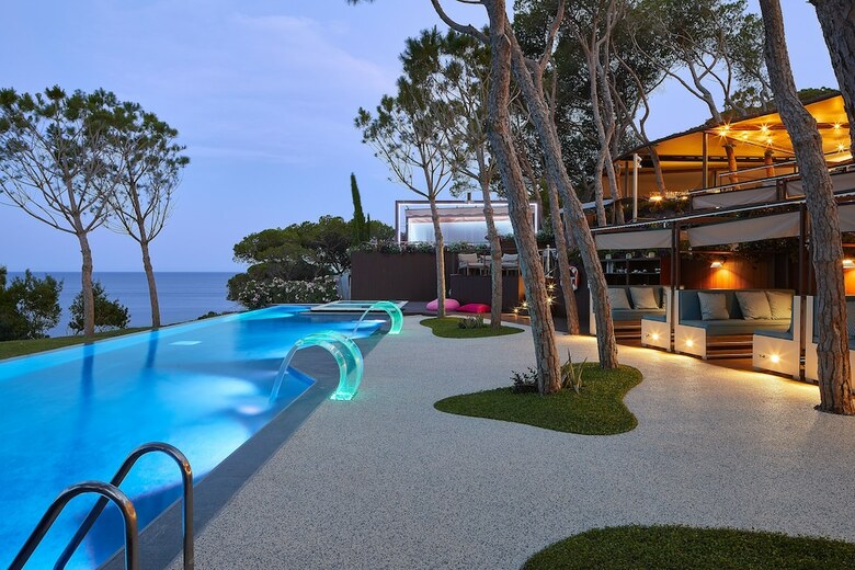 Al�briga Hotel & Homesuites