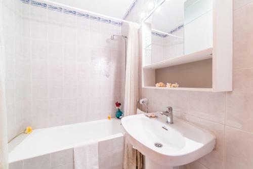 Sa Coma Villa Sleeps 6 Pool Wifi