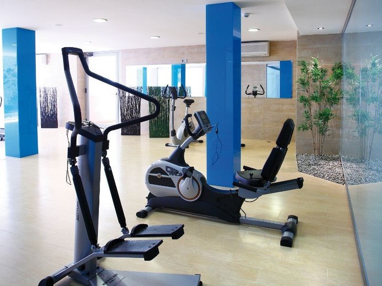 Hotel Occidental Cala Vi�as