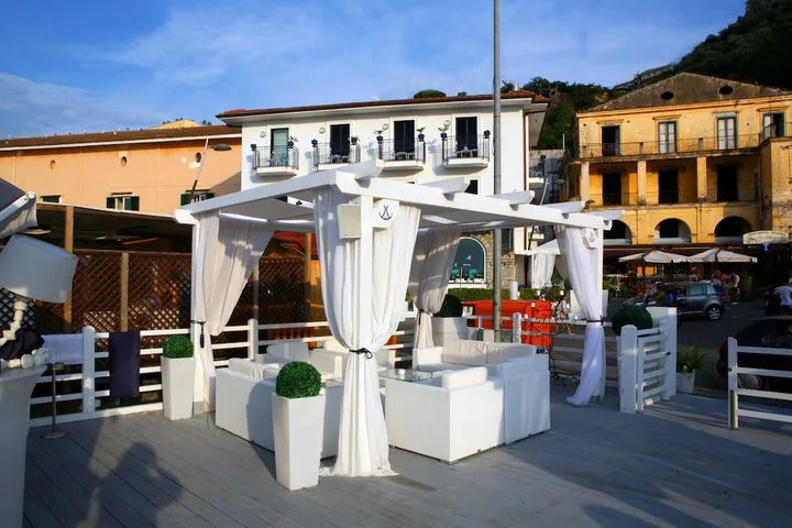 Hotel Le Ancore(.)