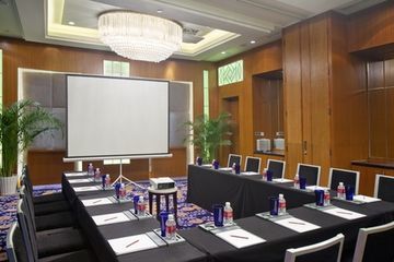 Hotel Crowne Plaza Chongqing (Ro)